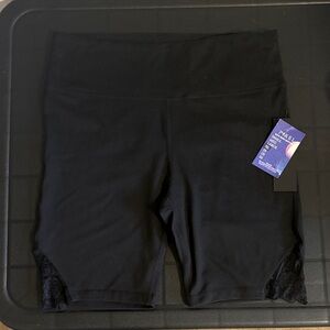 Mono B Black Biker Workout Lounge Shorts with Lace Detail Size XL NWT